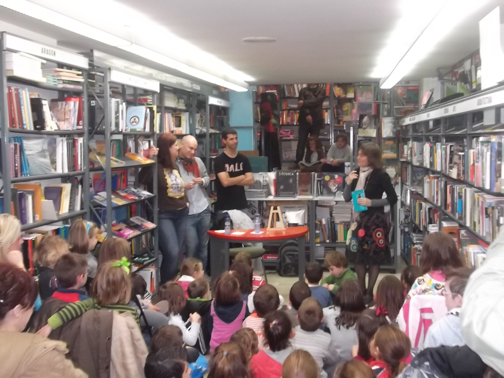 Lee más sobre el artículo Presentación de El príncipe que cruzó allende los mares en la librería Estilo