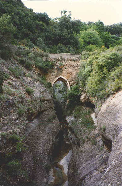 Lee más sobre el artículo #Chucheríadecuento 2: El puente del diablo